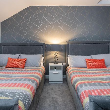 Pickering Rooftop Terrace Bagian luar foto