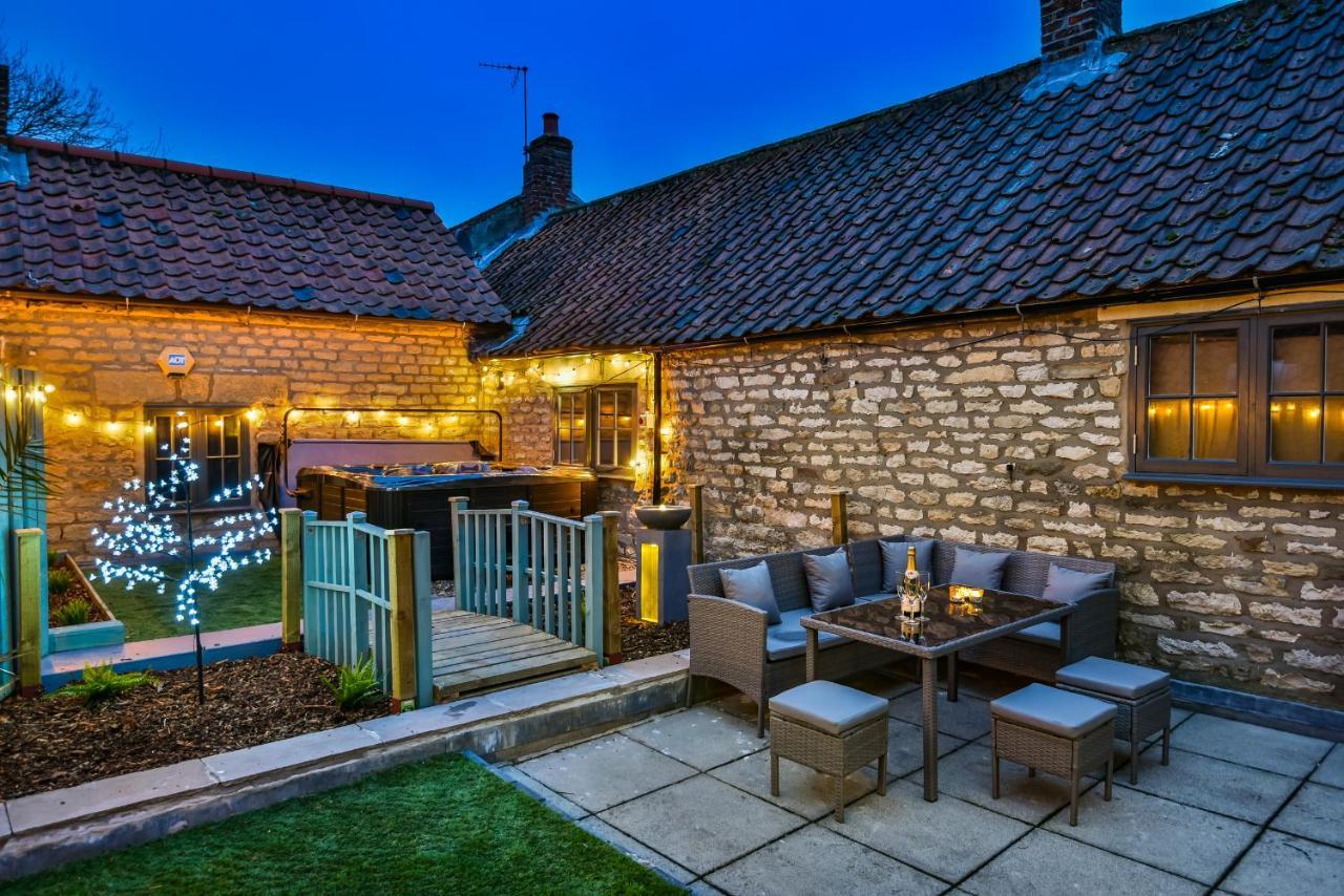 Pickering Rooftop Terrace Bagian luar foto